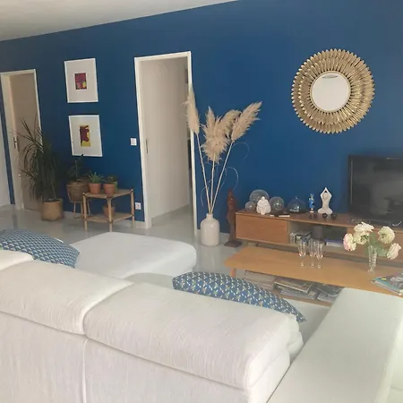 빌라 La Maison Aux Palmiers Arpaillargues-et-Aureillac