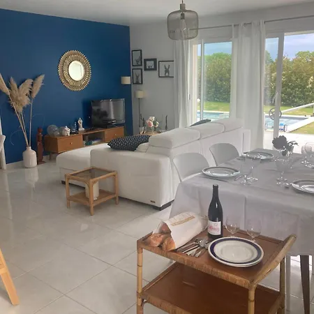 La Maison Aux Palmiers 빌라 Arpaillargues-et-Aureillac